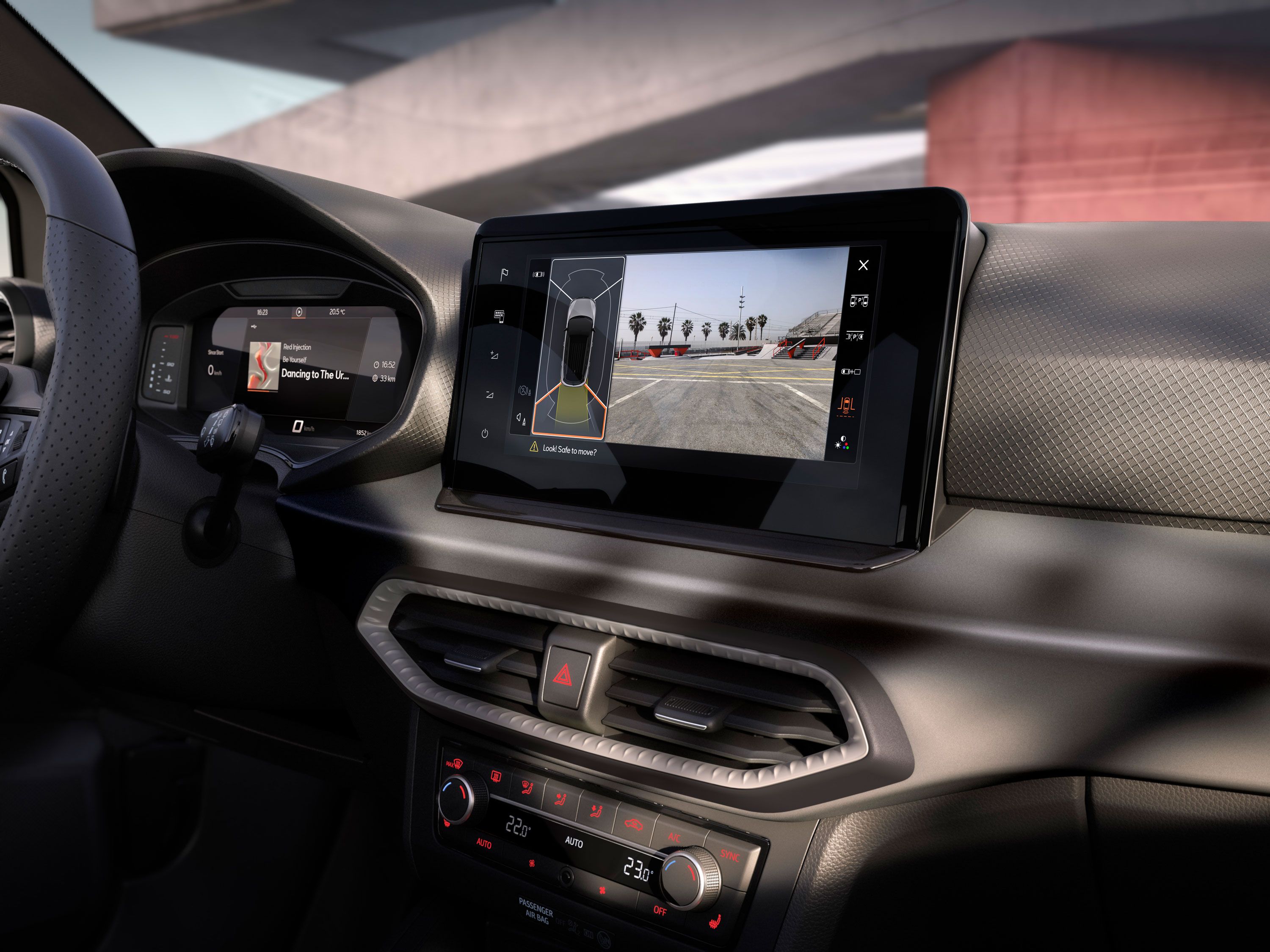 Dotyková obrazovka modelu SEAT Ibiza na ovládanie funkcií z balíka Vision Pack+, ako napríklad parkovacieho asistenta Park Distance Control vpredu.