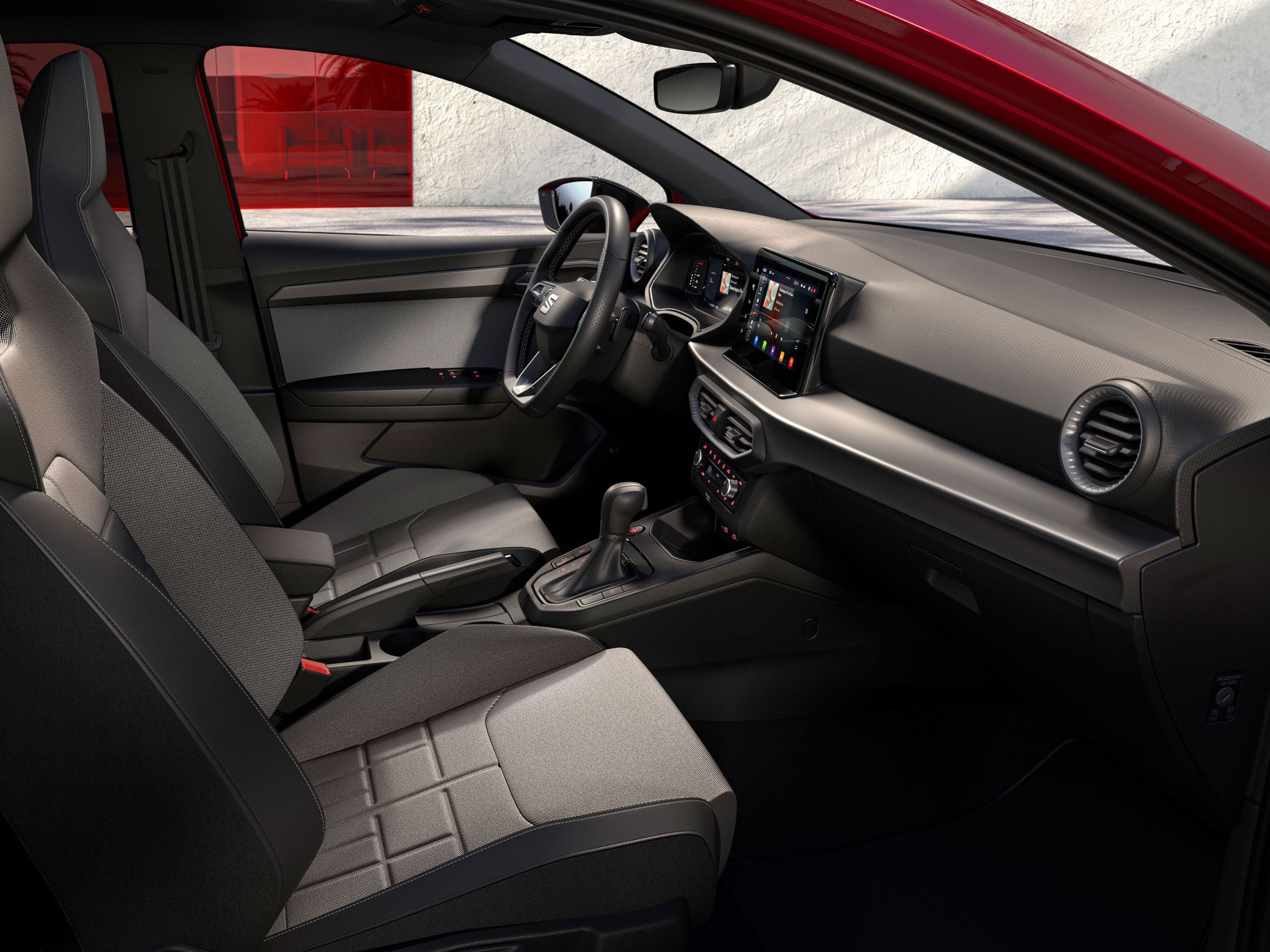 Detaily interiéru modelu SEAT Ibiza vrátane športových sedadiel s reliéfnym vzorom pre model FR vo farbe NUANCE.